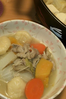 かぼちゃのほうとう風鍋★すいとん入り